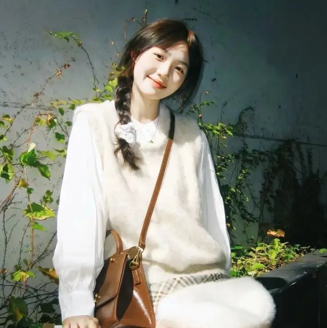 谷主四岁半，捡个灵宝当团宠